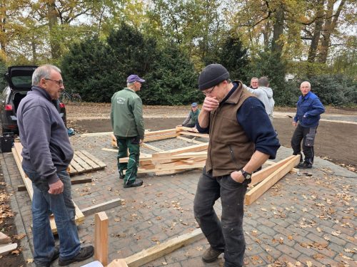 20251107-Dorfplatz-ImWildgarten