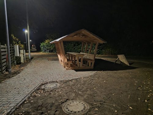 20251107-Dorfplatz-ImWildgarten