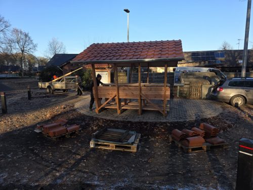 2025-11-22 Dacheindeckung Dorfplatz